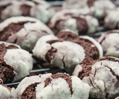 Chocolate Crackle Cookies