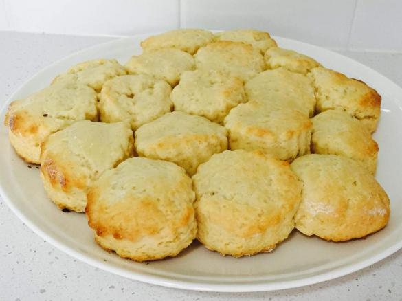 Light and fluffy lemonade scones