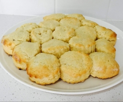 Light and fluffy lemonade scones
