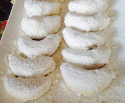 Greek Shortbread (Kourabiethes)