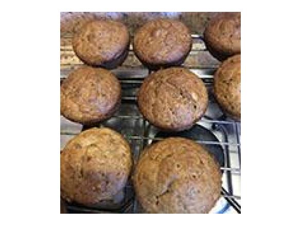 Banana and walnut muffins