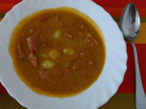 Vuřt guláš Czech recipe