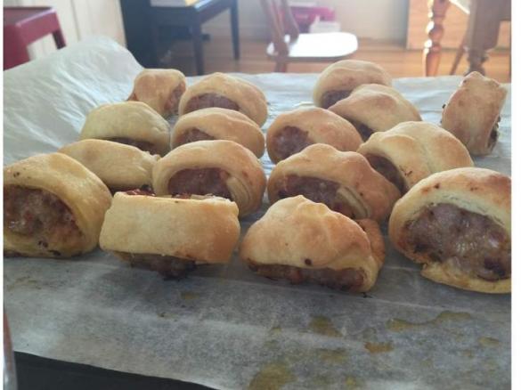 Veggie smuggled sausage rolls