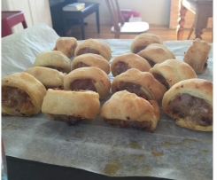 Veggie smuggled sausage rolls
