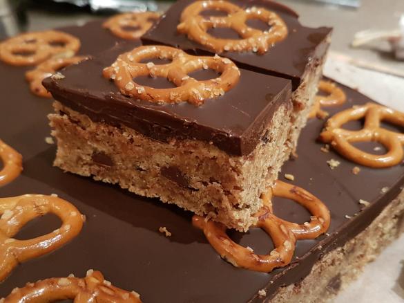 Salted Peanut-Butter Cookie Squares