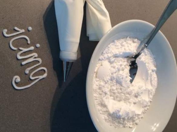 Royal Icing for piping work