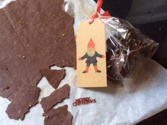 Chocolate Almond Thins