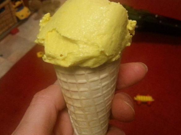Mango Macadamia Ice-Cream (DF)