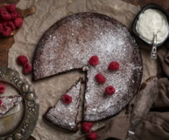 Super Easy Mississippi Mudcake