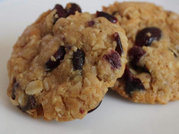 Cranzacs (choc chip cranberry ANZAC biscuits)
