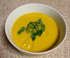 Pumpkin And Cashew Soup