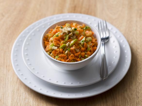 Crunchy carrot salad (TM31)