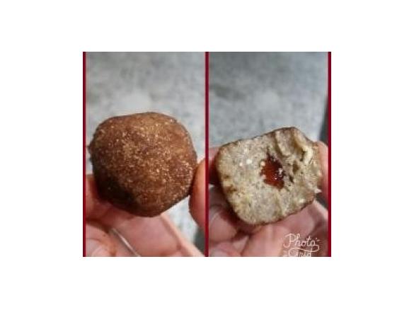 Raw vegan jam donut balls
