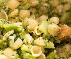 Easy Brocoli Pasta