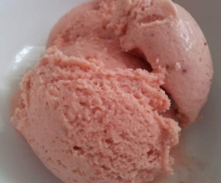 STRAWBERRY ICE CREAM