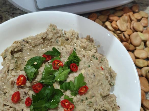Bigilla - Maltese broadbean dip/paste