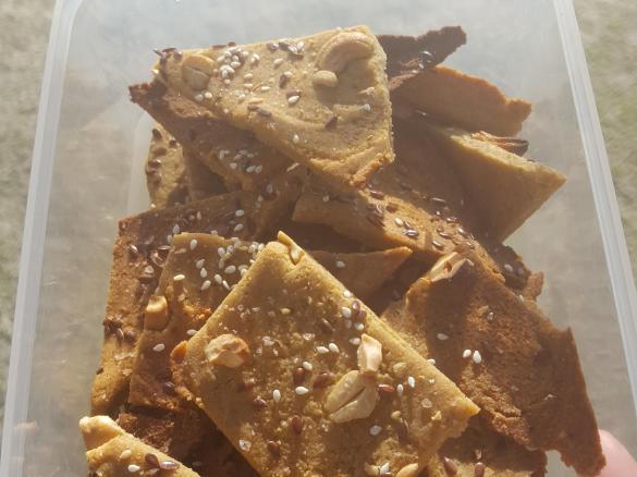 Gf vegan mixed seed crackers - ThermoSize Your Life