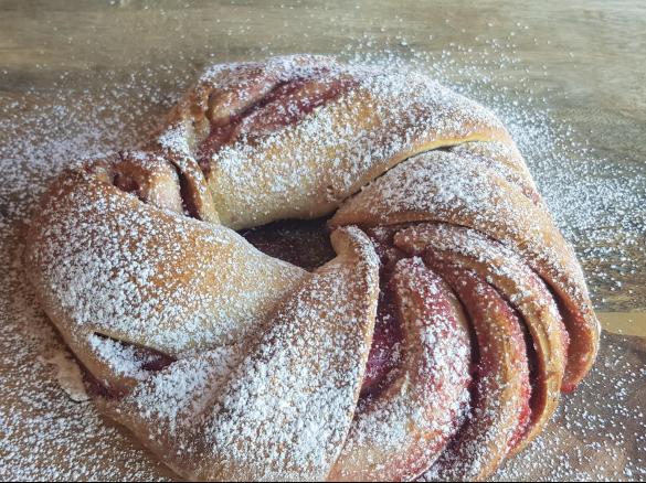 Donna Hays Raspberry sweet bread wreath