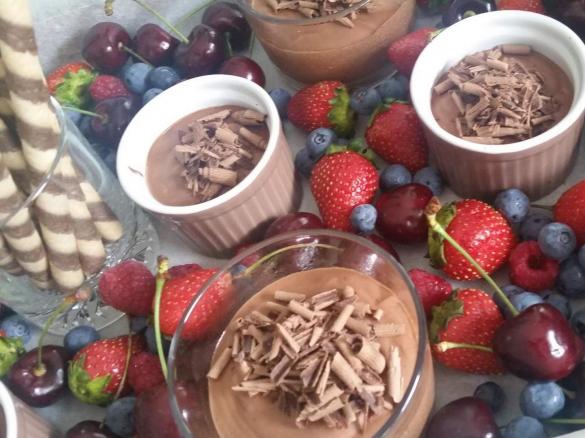 DARK AND DREAMY CHOCOLATE MOUSSE