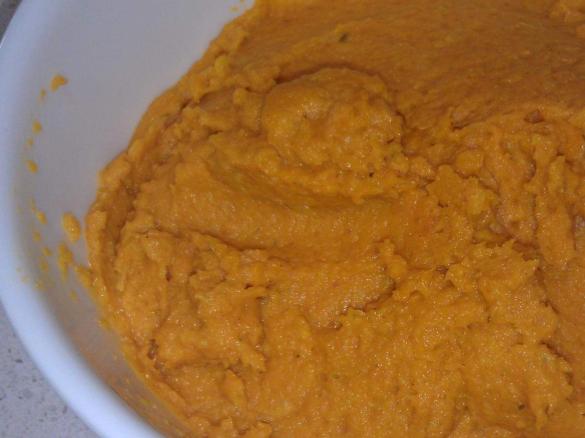 Easy "middle eastern" carrot dip