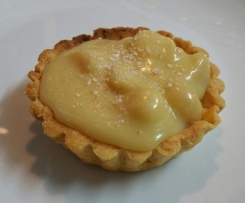 Salted Caramel Macadamia Tart