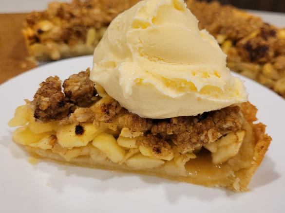 Apple Crumble Pie