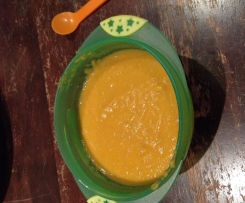 Curried kumara, carrot and coconut soup