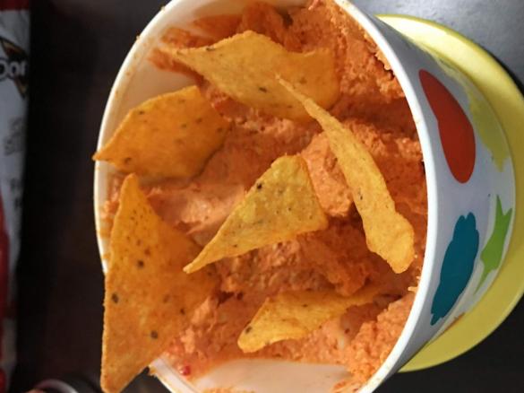 Creamy roasted capsicum dip