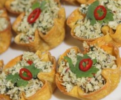 Spicy Thai Chicken Cups 