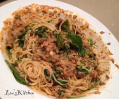 Creamy tomato mushroom spaghetti