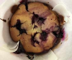 Variation Blackberry and white chocolate muffins