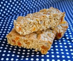 Healthy Oat & Apricot Slice