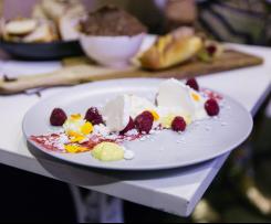 Deconstructed eton mess - Beni Orwell