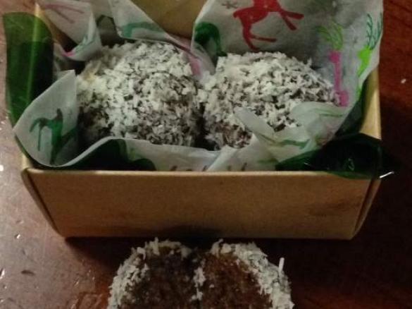 Cherry Ripe Amazaballs