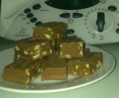 Chocolate and Cashew Fudge