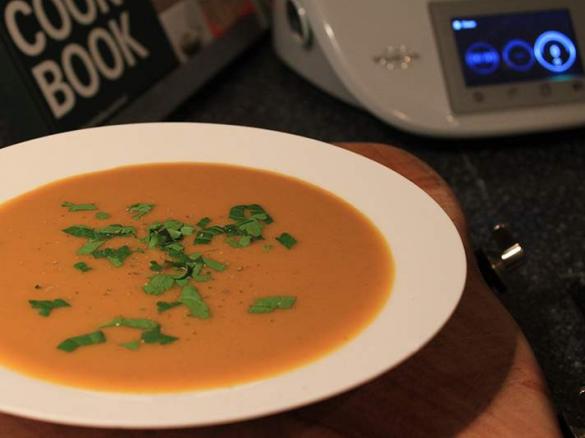 Creamy Carrot and Apricot Soup with green Vanilla Pepper