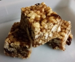 Rice bubble slice - refined sugar free, lunch box friendly!