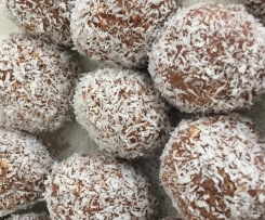 Super Easy Rum Balls