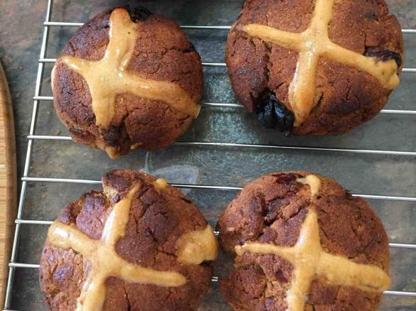 Glutton Free Hot Cross Muffin Breads