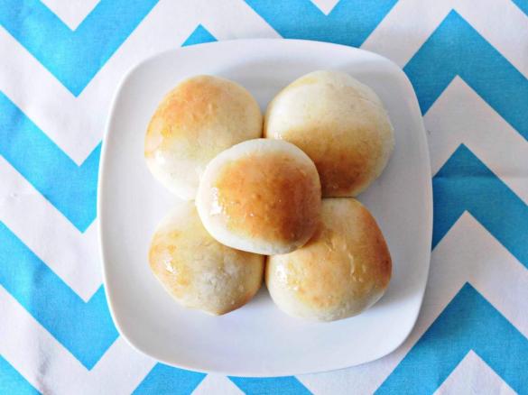 Sweet Custard Buns