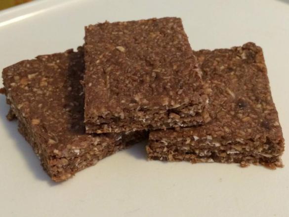 Healthy Choc-Coconut Slice