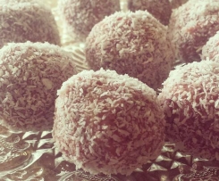 Raspberry Bliss Balls (Gluten & Dairy Free)