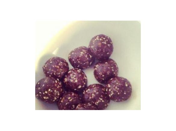 Cacao & Orange Life Balls (replication of Emma & Toms Bar)