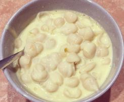 CHEESY CHEESY MACARONI