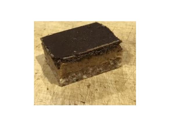 Raw Caramel Slice