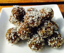 Healthy Seedy Nut-Free Bliss Balls 