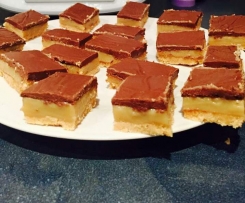 Biscuit base caramel slice