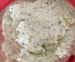 Cream cheese, herb & cashew dip