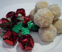 Easy Apricot & Nut Balls