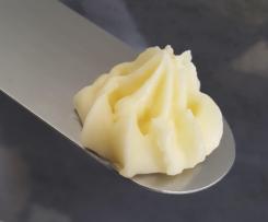 White Chocolate & Cream Cheese Buttercream Icing